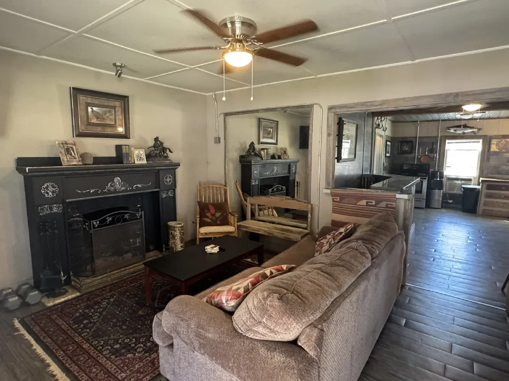 2701 County Road 117 Mingus, TX 76463