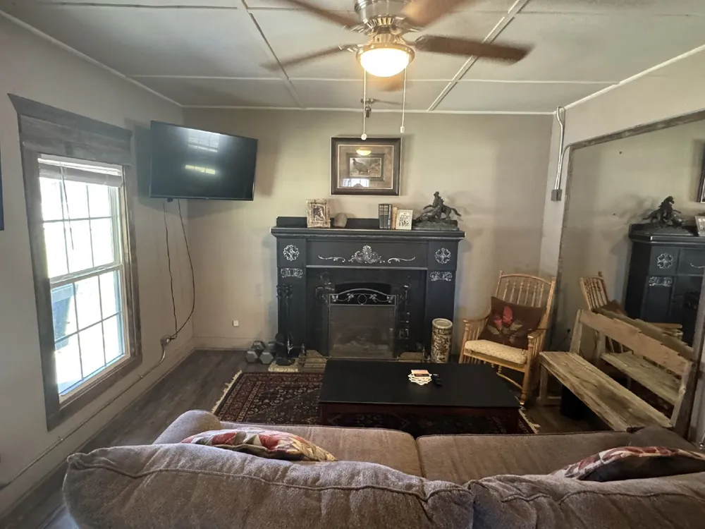 2701 County Road 117 Mingus, TX 76463
