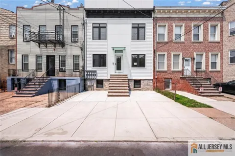 291 New York Avenue #4