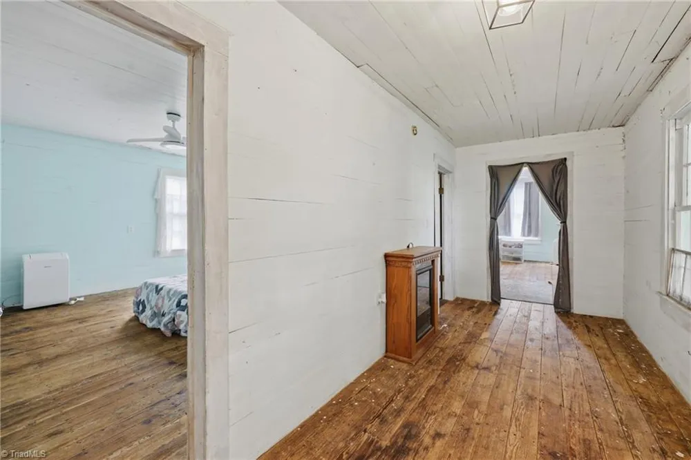 985 Traphill Road Hays, NC 28635