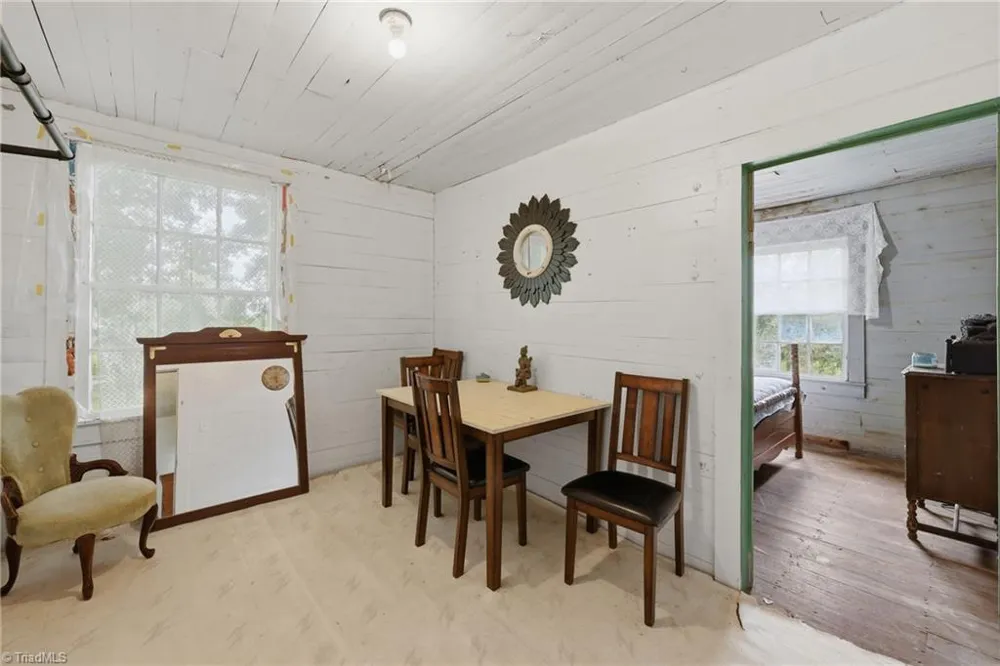 985 Traphill Road Hays, NC 28635