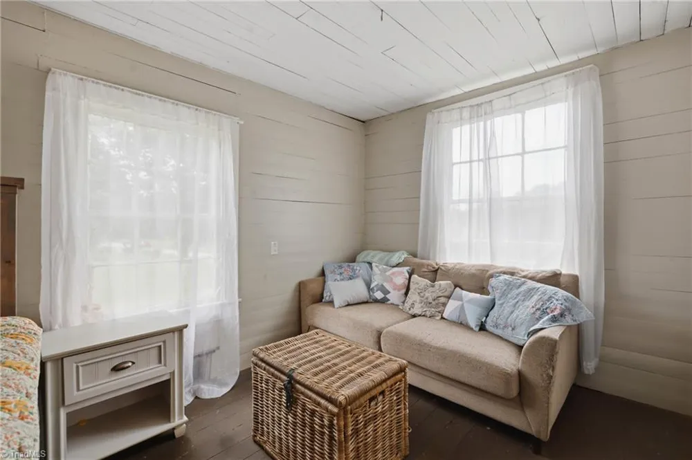 985 Traphill Road Hays, NC 28635