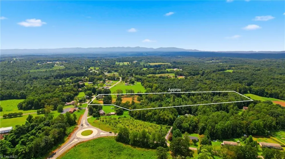 985 Traphill Road Hays, NC 28635