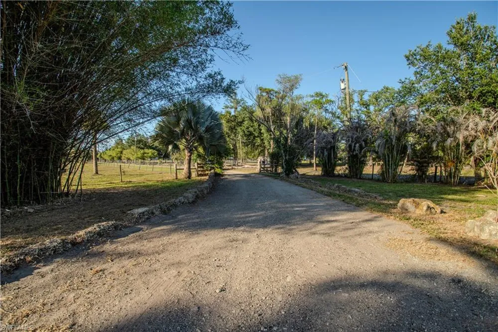 3880 Packinghouse Road Alva, FL 33920