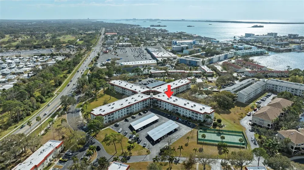 2700 BAYSHORE BOULEVARD #4106 Dunedin, FL 34698
