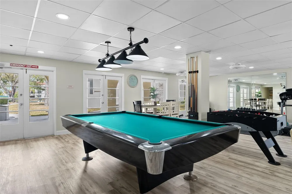 2700 BAYSHORE BOULEVARD #4106 Dunedin, FL 34698