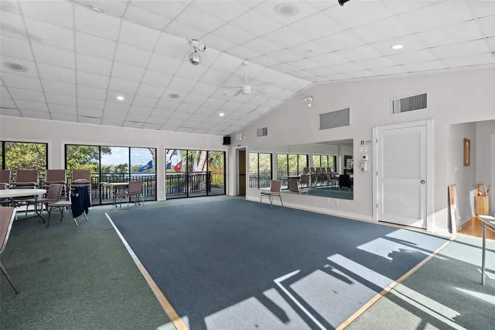 2700 BAYSHORE BOULEVARD #4106 Dunedin, FL 34698