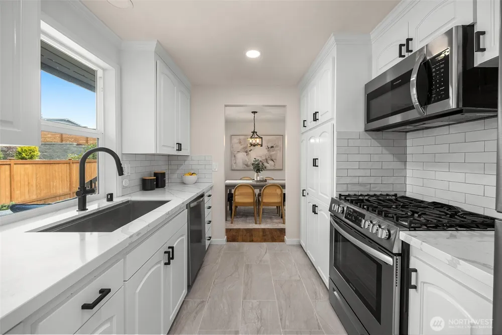 661 Birch Street Edmonds, WA 98020