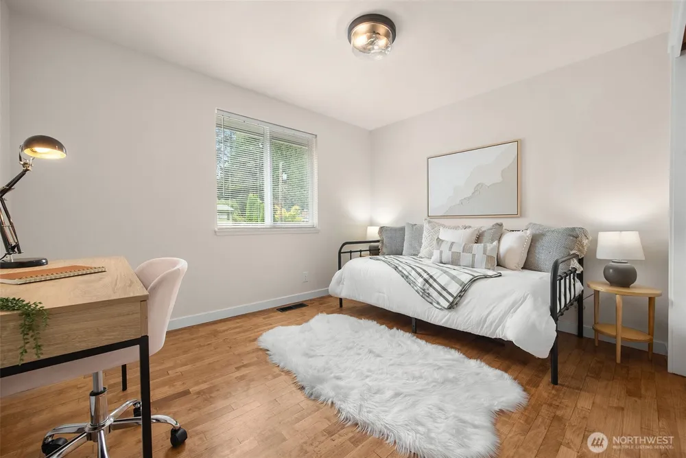 661 Birch Street Edmonds, WA 98020
