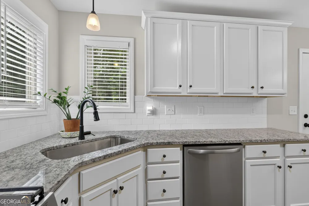1145 Awenasa DR Villa Rica, GA 30180