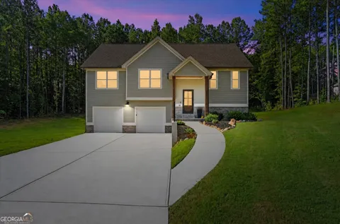 1145 Awenasa DR