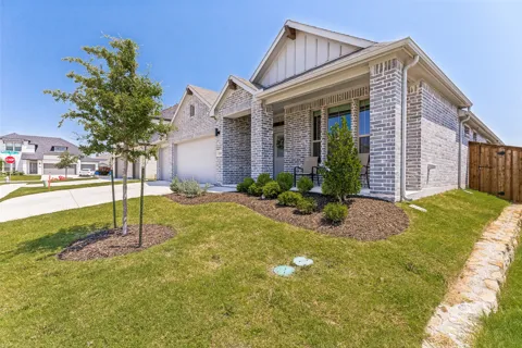 1216 Nuevo Rancho Lane