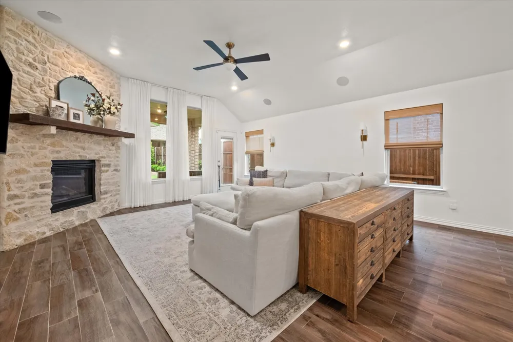 2204 Saratoga Drive Melissa, TX 75454