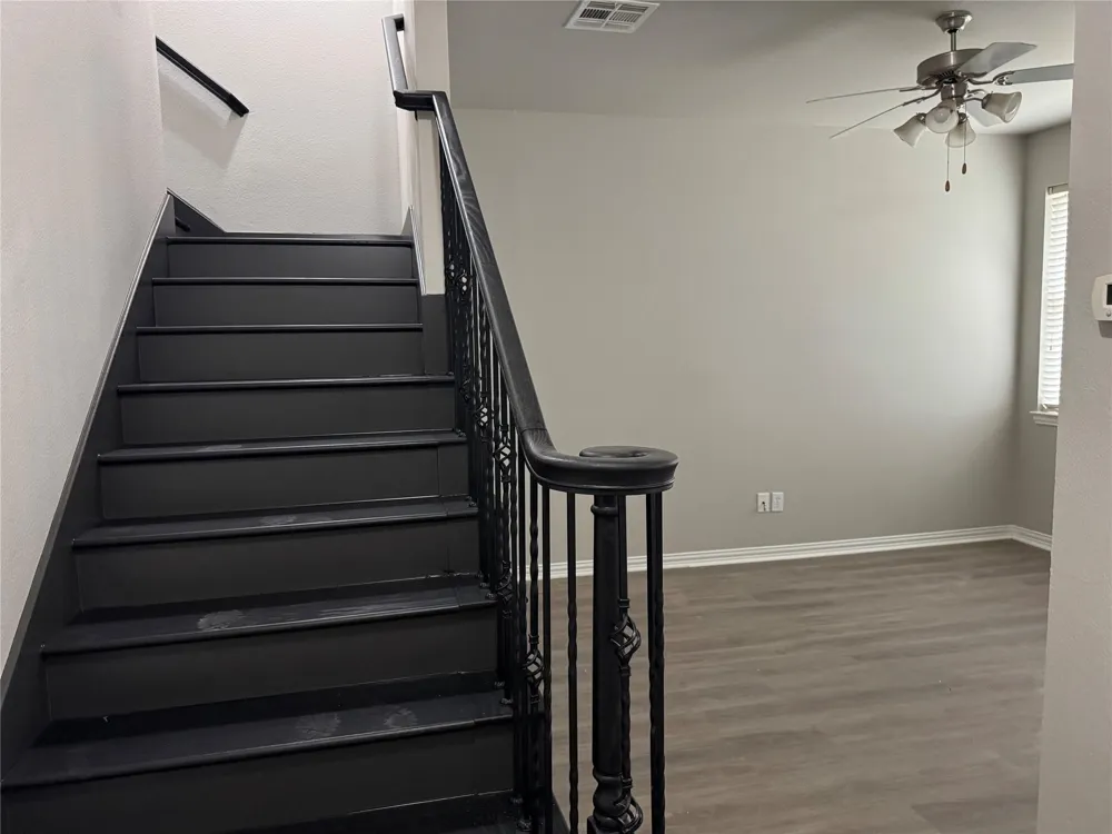 1444 Chase Lane Irving, TX 75063