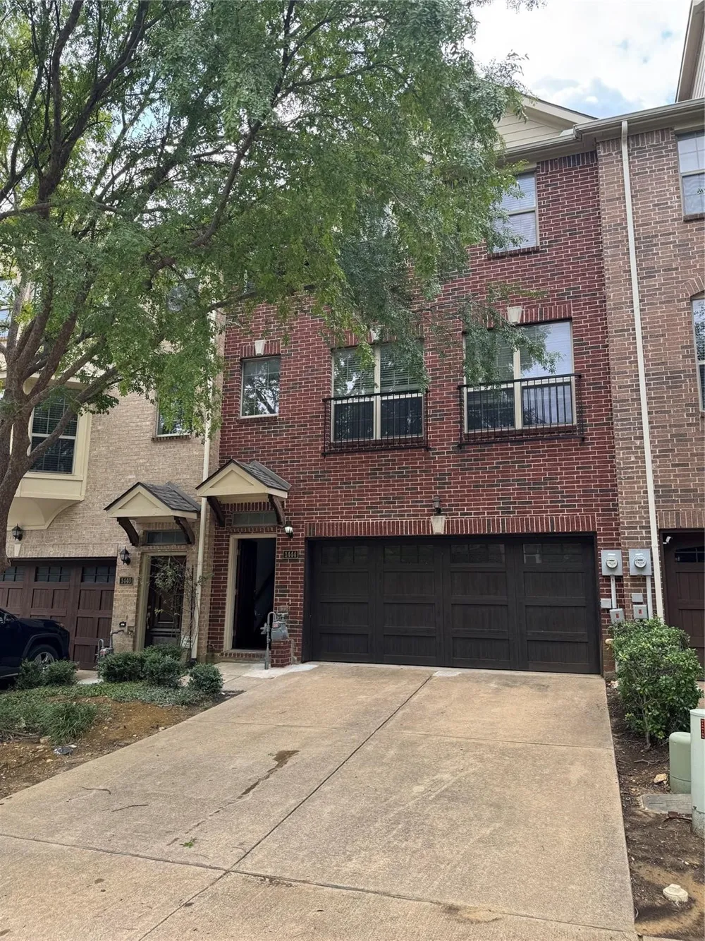 1444 Chase Lane Irving, TX 75063