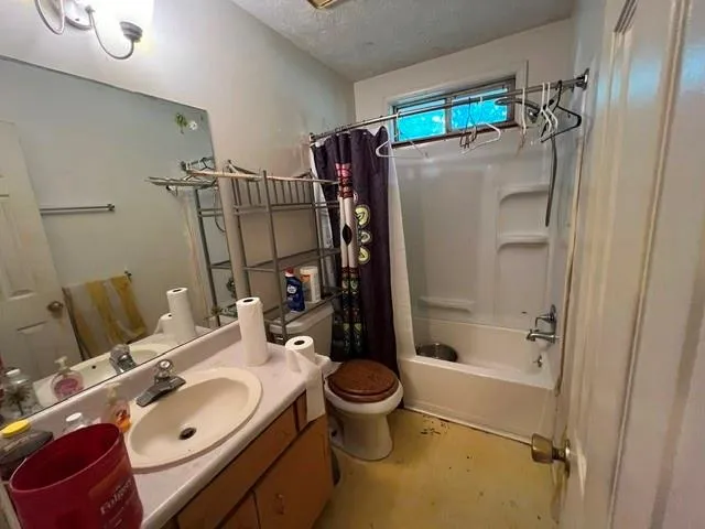 145 Bob White Drive Stockbridge, GA 30281