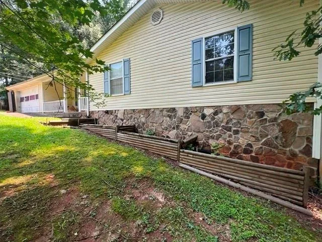 145 Bob White Drive Stockbridge, GA 30281
