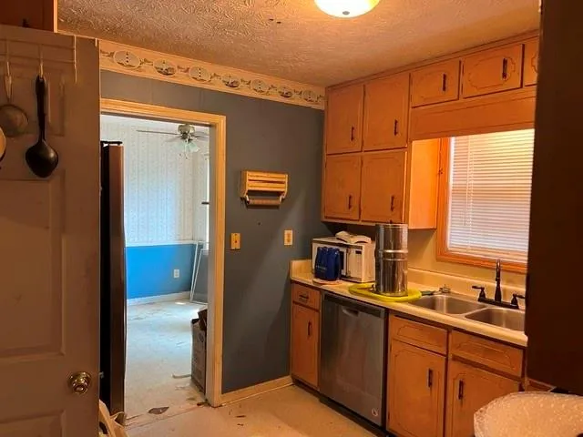 145 Bob White Drive Stockbridge, GA 30281