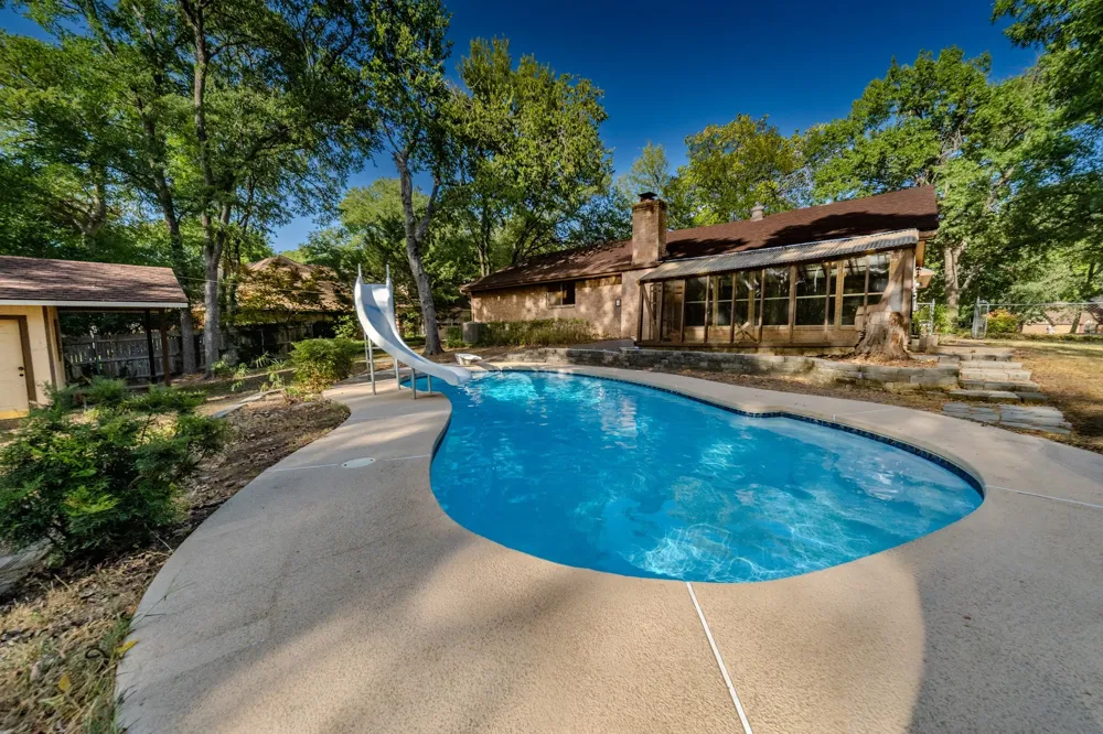 305 Shadowwood Trail Ovilla, TX 75154