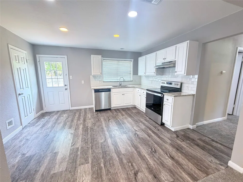 2117 Hickory Street Sherman, TX 75092