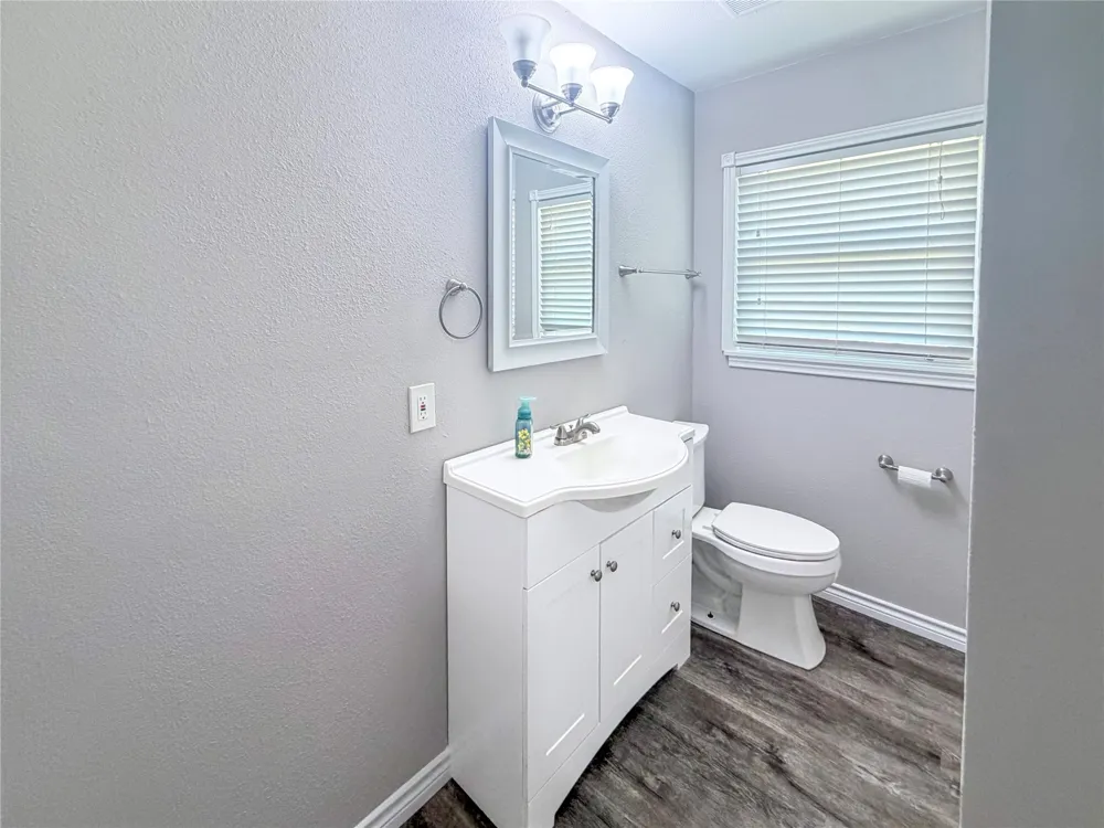 2117 Hickory Street Sherman, TX 75092