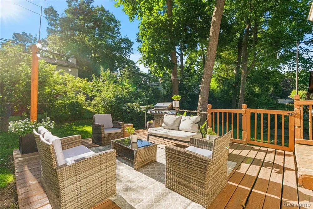 6023 Paramus Independence Charter Township, MI 48346