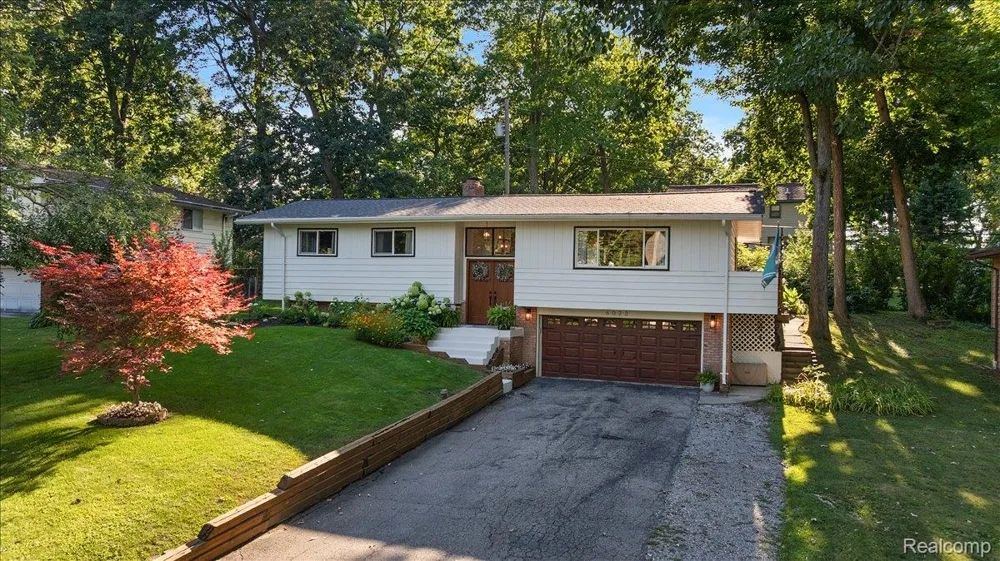 6023 Paramus Independence Charter Township, MI 48346