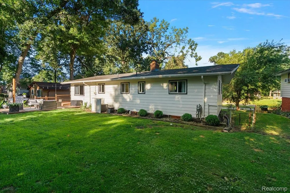 6023 Paramus Independence Charter Township, MI 48346