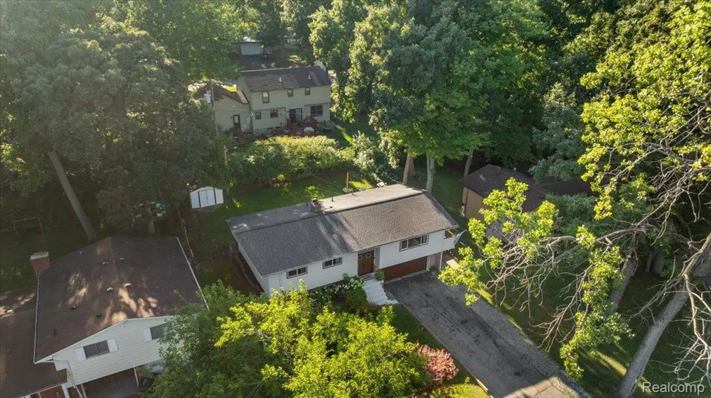 6023 Paramus Independence Charter Township, MI 48346