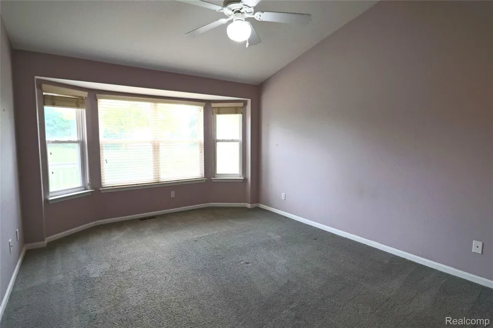 22811 Woodcreek Drive Taylor City, MI 48180