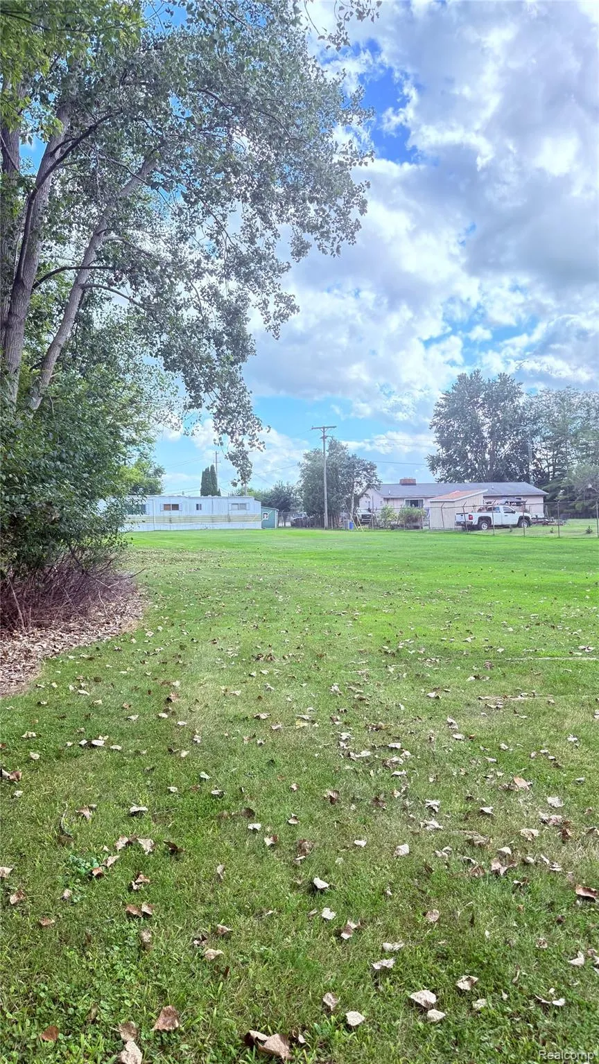 8015 S Huron River Drive Berlin Charter Township, MI 48179