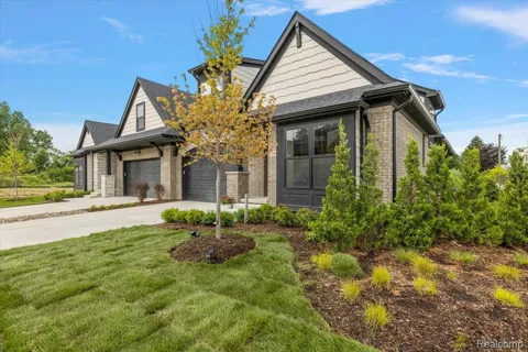 2027 Breckenridge Court #3