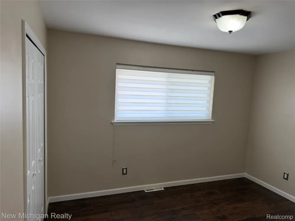 36446 Jeffrey Drive Sterling Heights City, MI 48310