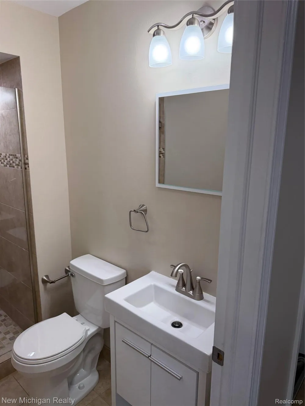 36446 Jeffrey Drive Sterling Heights City, MI 48310