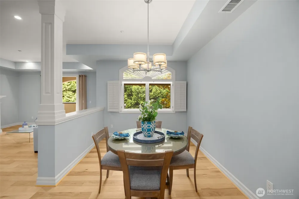 10398 NE 17th Street #206 Bellevue, WA 98004