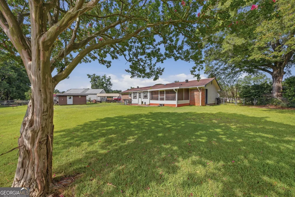 214 Pellimore DR Warner Robins, GA 31093