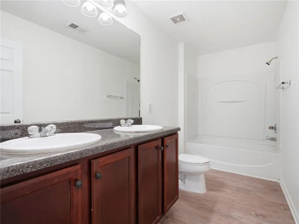 2828 Farmstead Court Grayson, GA 30017