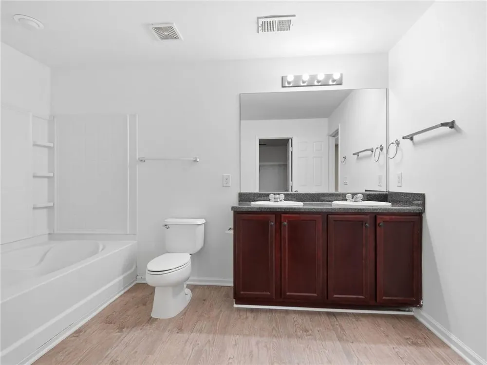 2828 Farmstead Court Grayson, GA 30017