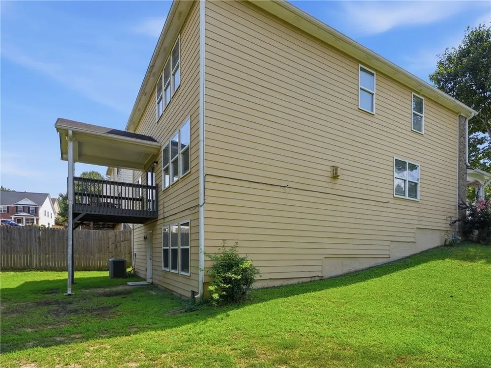 2828 Farmstead Court Grayson, GA 30017