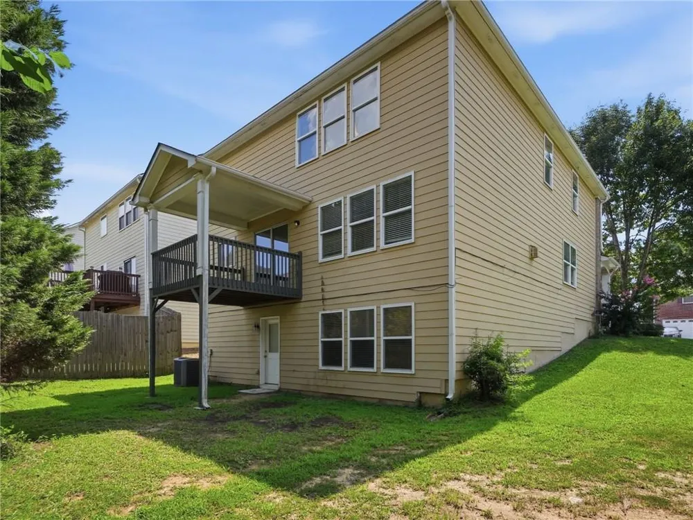 2828 Farmstead Court Grayson, GA 30017