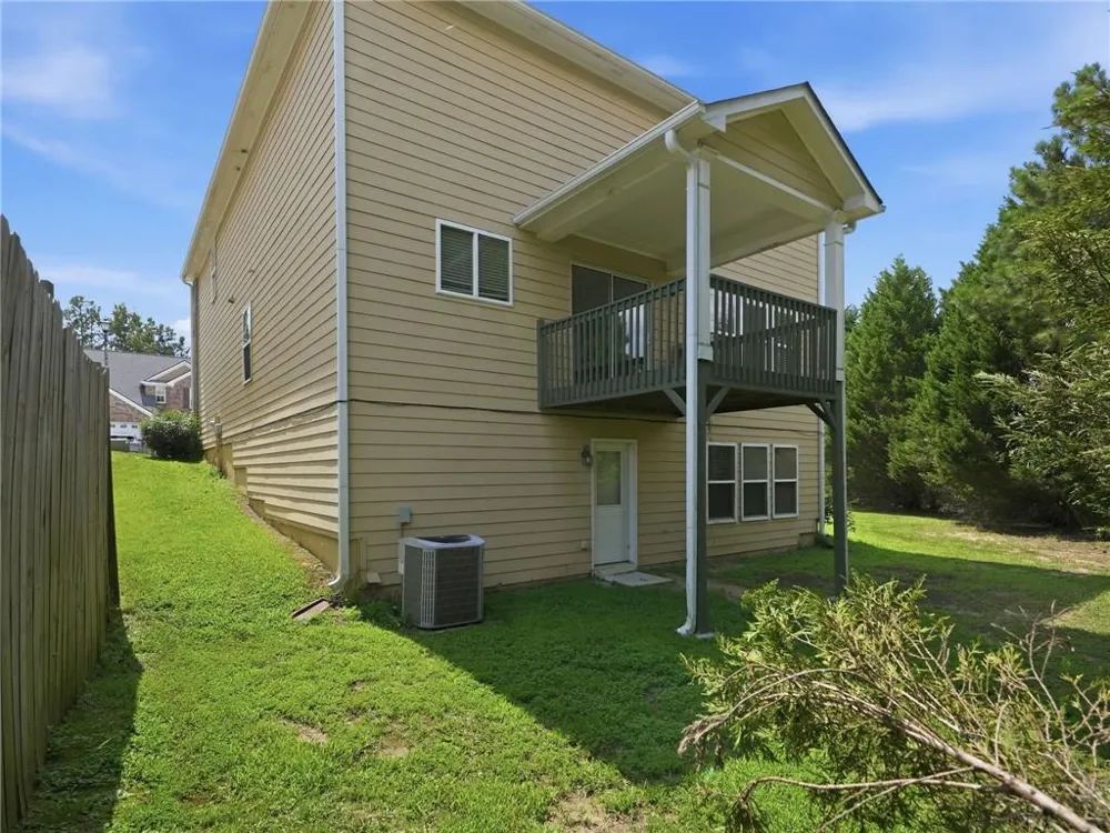 2828 Farmstead Court Grayson, GA 30017