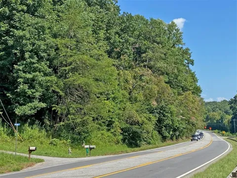 2AC South Chestatee Street
