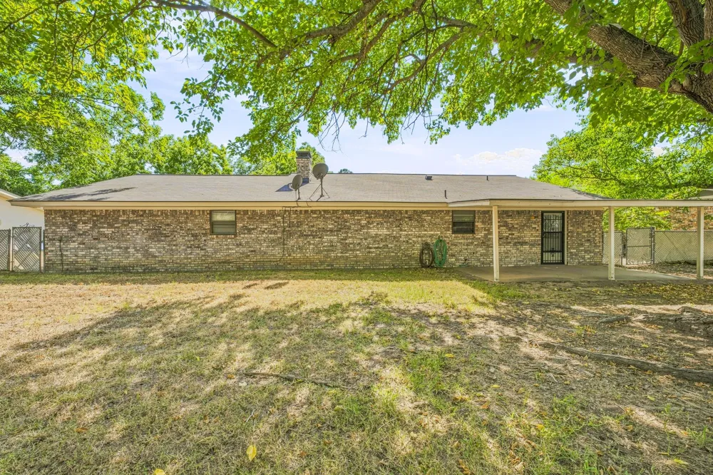 1007 Meadowlark Lane Stephenville, TX 76401