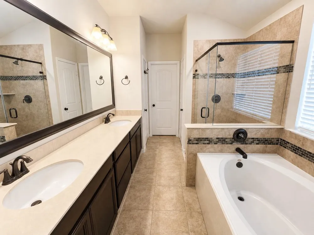 417 Kohls Crest Road La Porte, TX 77571