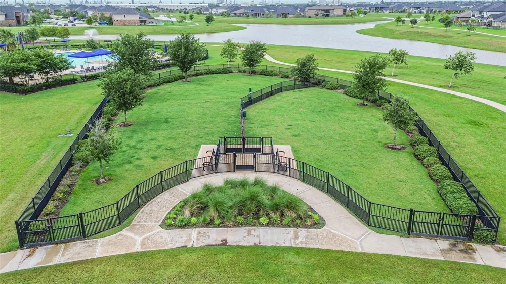 417 Kohls Crest Road La Porte, TX 77571