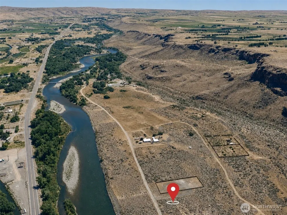342 Lake Naches Road Naches, WA 98937