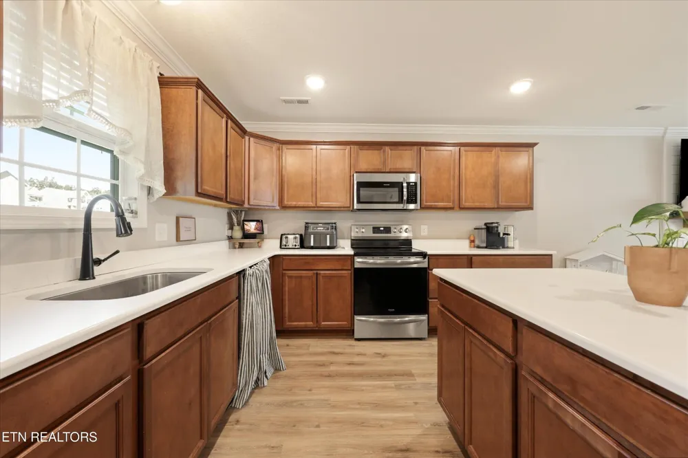 7621 Honey Oaks Rd Corryton, TN 37721