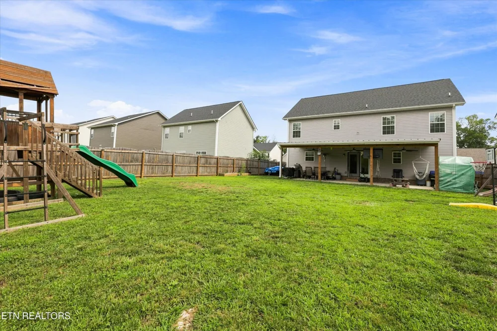 7621 Honey Oaks Rd Corryton, TN 37721