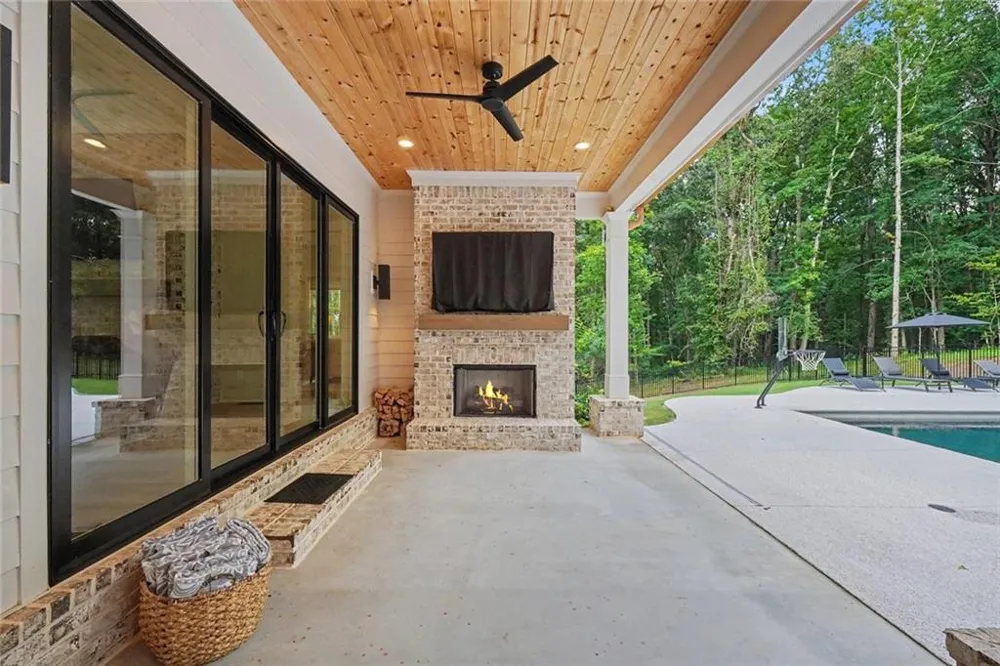 167 Alcovy Springs Drive Monroe, GA 30656
