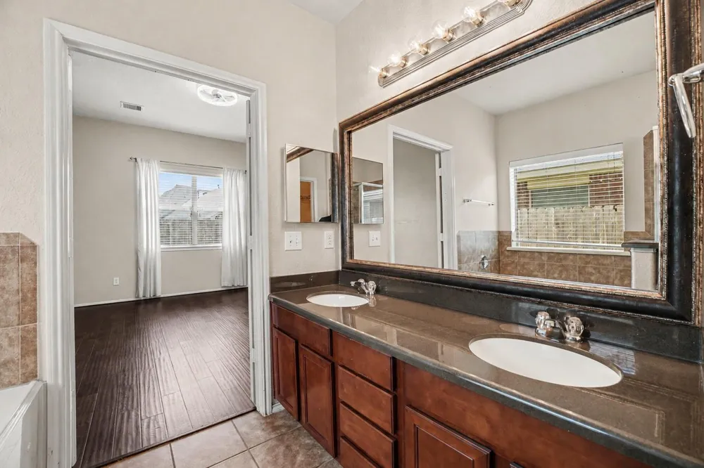 238 Silver Ripple Drive Rosenberg, TX 77469